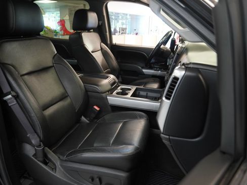 Used 2015 Chevrolet Silverado 1500 LTZ Z71 w/ Midnight Edition AWD/4WD image 33
