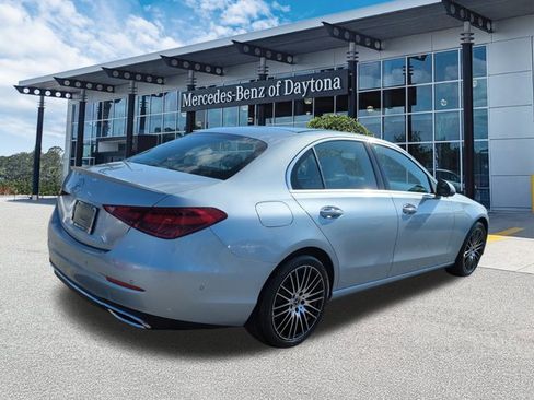 Used 2026 Mercedes-Benz C 300 Sedan image 4