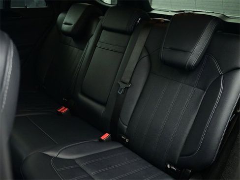 Used 2019 Mercedes-Benz GLE 43 AMG 4MATIC image 28