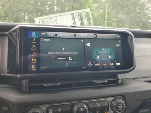 New 2025 Jeep Gladiator Sport image 30