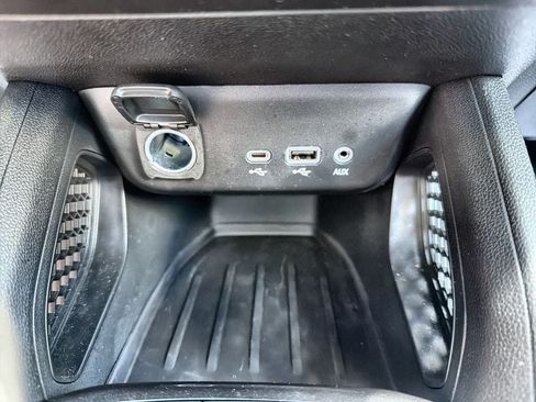 Used 2023 Chevrolet TrailBlazer ACTIV w/ Sun and Liftgate Package AWD/4WD image 29