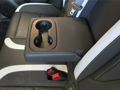 Used 2025 Buick Envision Sport Touring image 19