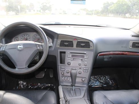 Used 2003 Volvo S60 2.4 FWD image 11