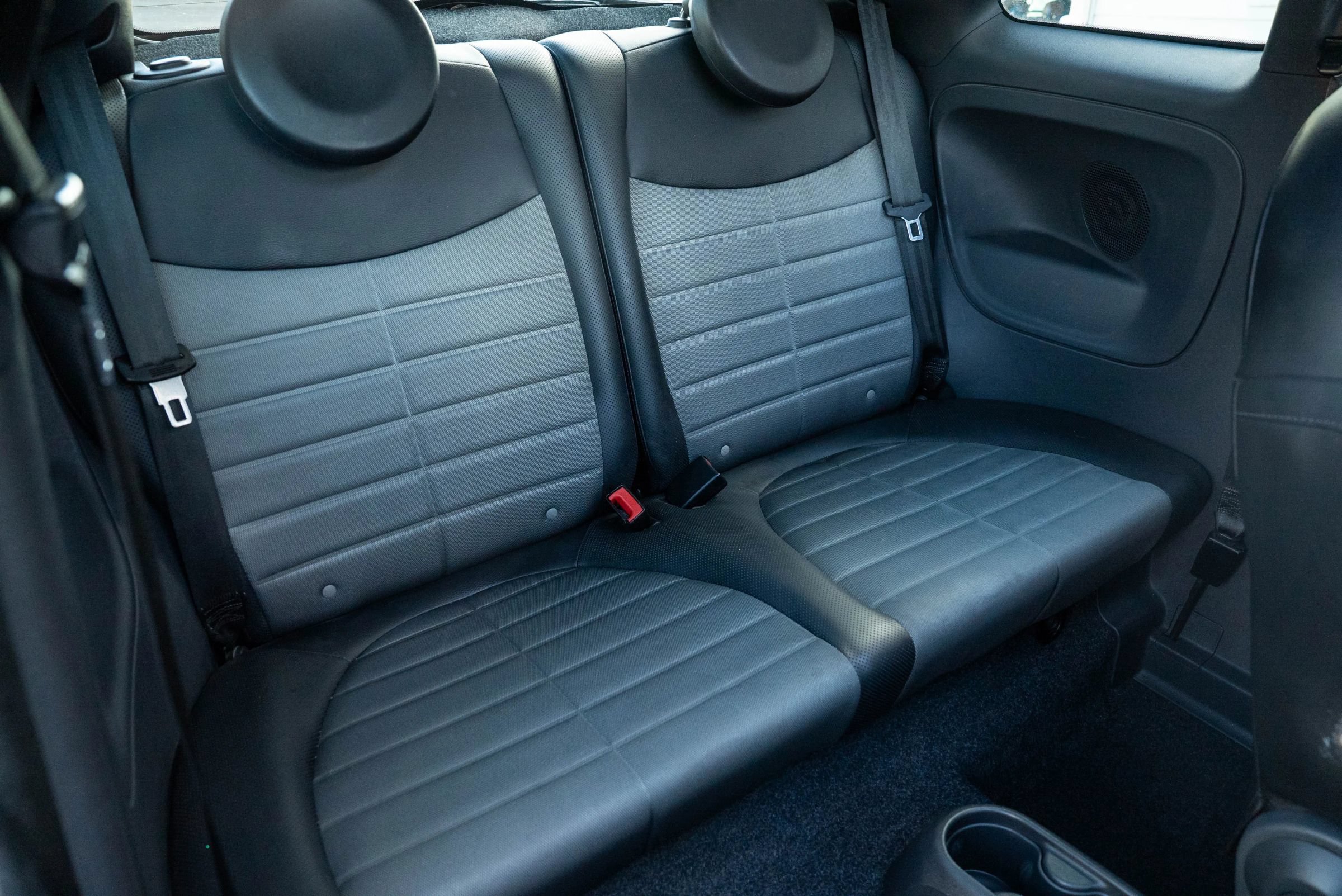 Used 2012 FIAT 500 Sport w/ Safety & Sound Pkg FWD image 20