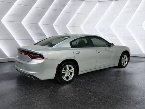 Used 2023 Dodge Charger SXT image 4