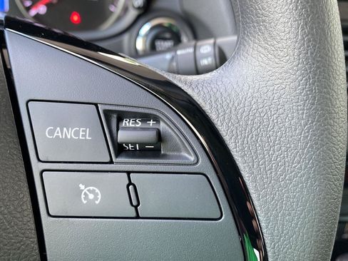 New 2026 Mitsubishi Eclipse Cross LE AWD/4WD image 27
