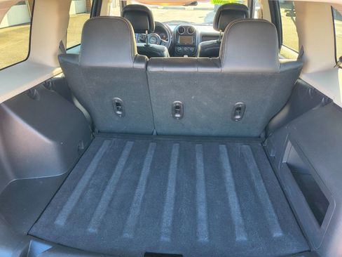 Used 2017 Jeep Patriot High Altitude FWD image 8