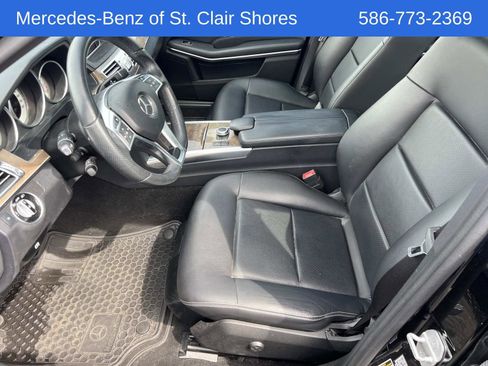 Used 2016 Mercedes-Benz E 350 4MATIC Sedan image 21