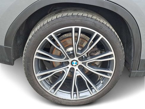 Used 2023 BMW X3 xDrive30i w/ Premium Package w/ZPA AWD/4WD image 7
