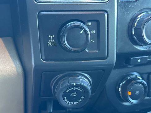 Used 2018 Ford F150 XLT w/ Equipment Group 301A Mid AWD/4WD image 29