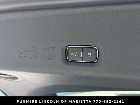 New 2026 Lincoln Navigator Black Label AWD/4WD image 37