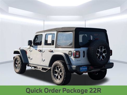 Used 2021 Jeep Wrangler Unlimited Rubicon w/ Cold Weather Group AWD/4WD image 3
