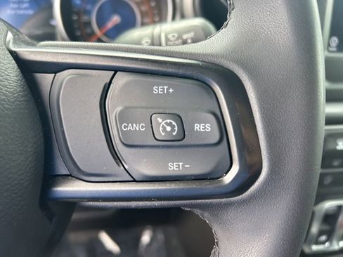 Certified 2023 Jeep Wrangler Sport AWD/4WD image 39