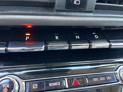 Used 2022 Lincoln Corsair AWD w/ Premium Package image 12