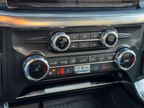 Used 2022 Ford F150 Lariat w/ Equipment Group 502A High AWD/4WD image 37