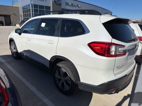 Certified 2024 Subaru Ascent Premium w/ Convenience Package image 4