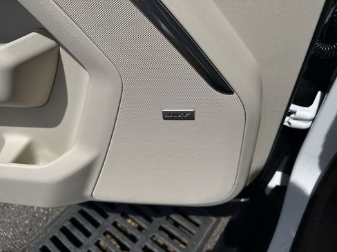 Used 2021 GMC Yukon Denali image 28