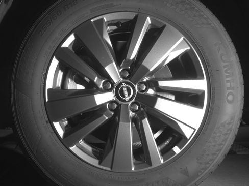 Used 2025 Nissan Pathfinder SV image 12