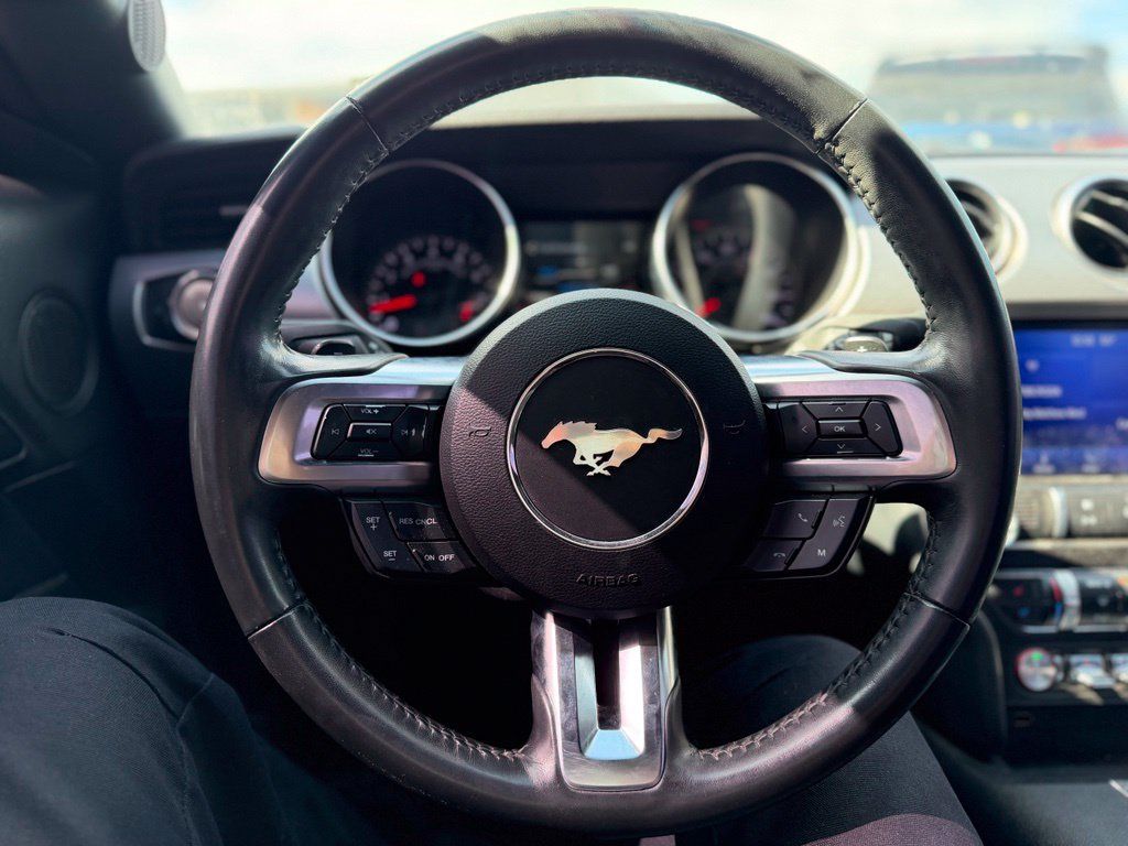 Used 2020 Ford Mustang GT Premium RWD image 6