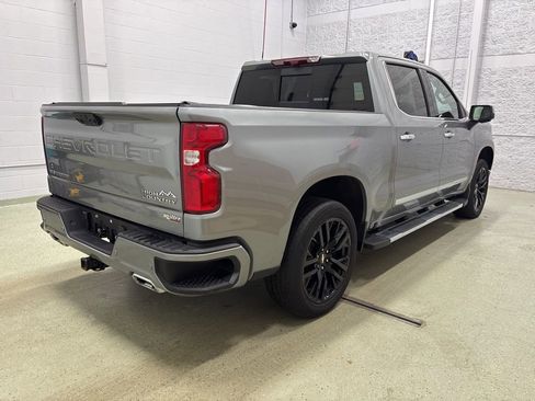 Used 2024 Chevrolet Silverado 1500 High Country w/ Technology Package image 4