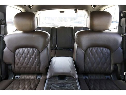 Used 2024 Nissan Armada Platinum w/ Captain's Chairs Package image 11