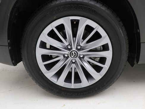 Used 2024 MAZDA CX-90 3.3 Turbo w/ Preferred Plus AWD/4WD image 9