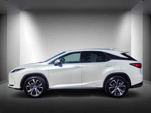 Certified 2022 Lexus RX 450h AWD w/ Premium Package image 2