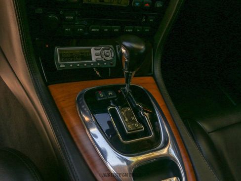 Used 2006 Jaguar XJ Vanden Plas Super V8 Portfolio image 49