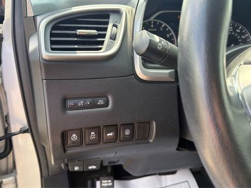 Used 2022 Nissan Murano SL w/ SL Moonroof Package AWD/4WD image 17