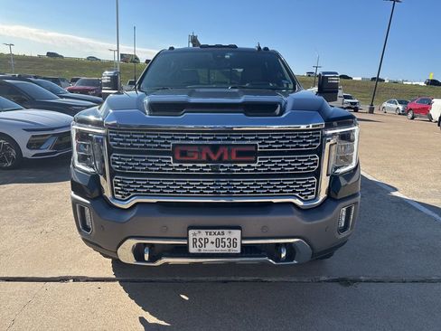 Used 2022 GMC Sierra 2500 Denali w/ Denali Ultimate Package image 2