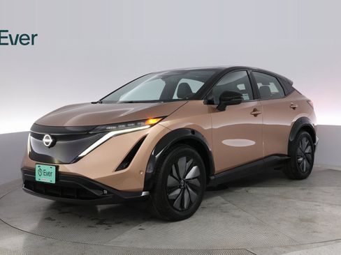 Used 2023 Nissan Ariya image 2