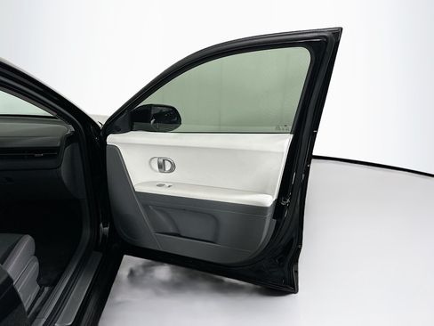 Used 2024 Hyundai Ioniq 5 SEL RWD image 33