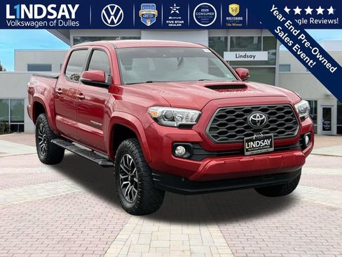 Used 2020 Toyota Tacoma TRD Sport image 1