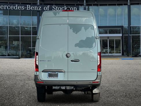 New 2026 Mercedes-Benz Sprinter 2500 image 5