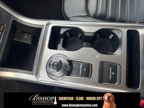 Used 2022 Ford Edge SEL AWD/4WD image 21