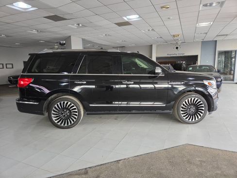 Used 2018 Lincoln Navigator Black Label w/ Cargo Package image 8