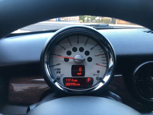 Used 2012 MINI Cooper Coupe S image 11