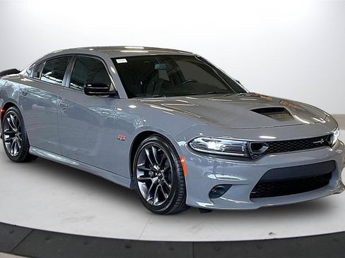 Used 2023 Dodge Charger Scat Pack w/ Harman/Kardon Audio Group image 2