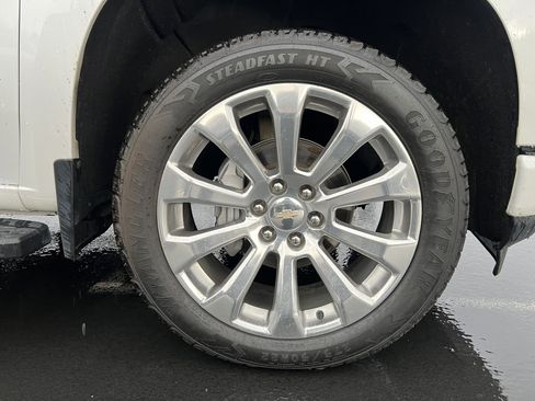 Used 2022 Chevrolet Silverado 1500 High Country w/ LPO, Dark Essentials Package image 11