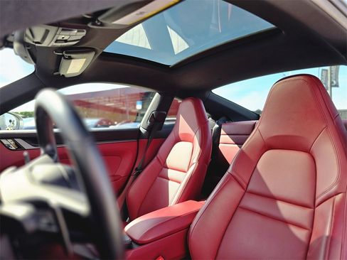 Used 2021 Porsche 911 Carrera S image 12