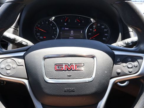 Used 2023 GMC Terrain SLE w/ Driver Convenience Package FWD image 16