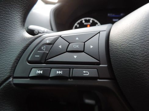 Used 2025 Nissan Altima 2.5 S image 24