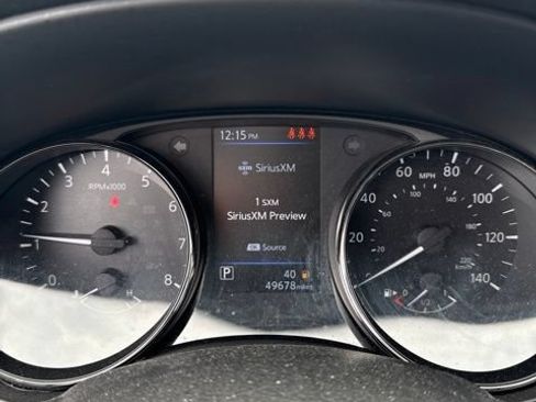 Used 2022 Nissan Rogue Sport SV AWD/4WD image 4