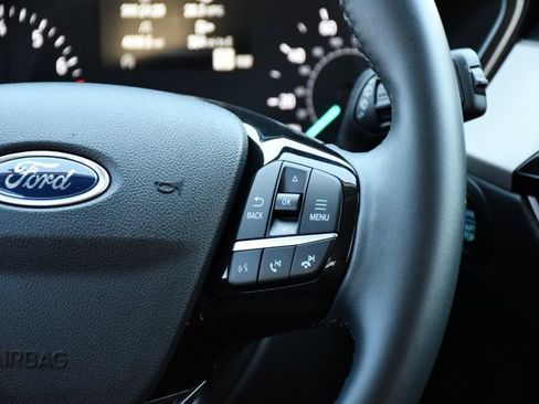 Used 2022 Ford Escape SE w/ Cold Weather Package image 24