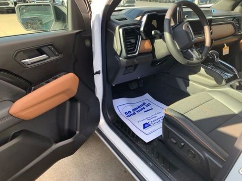 New 2026 GMC Canyon AT4 w/ Nightfall Essentials Package image 20