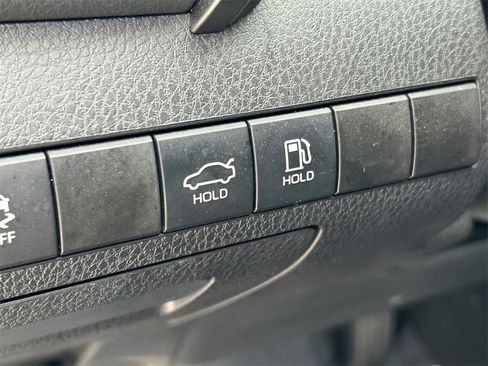 Used 2024 Toyota Camry SE image 24