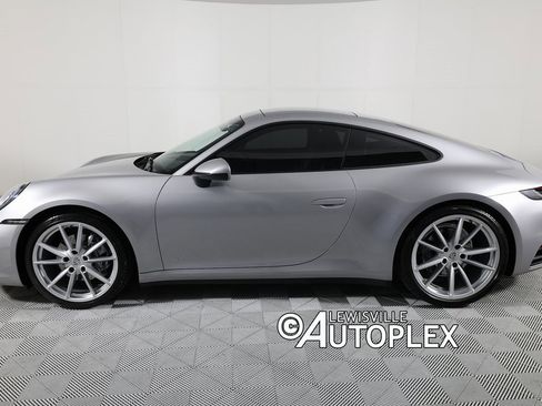 Used 2020 Porsche 911 Carrera image 8