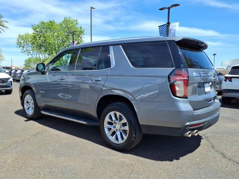 Used 2021 Chevrolet Tahoe Premier w/ Premium Package RWD image 7