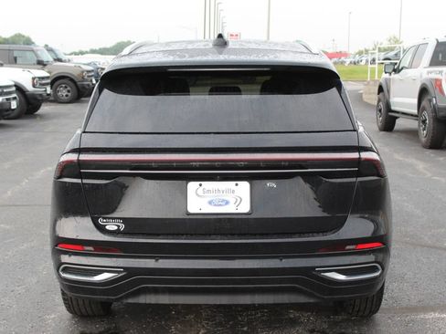 Used 2024 Lincoln Nautilus Reserve w/ Equipment Group 203A AWD/4WD image 5