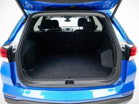 Used 2024 Chevrolet Equinox LT image 10